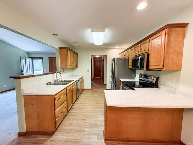 4130 N Villas Drive, Kokomo, IN 46901