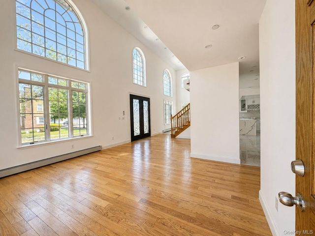 3646 205th Street, Bayside, NY 11361