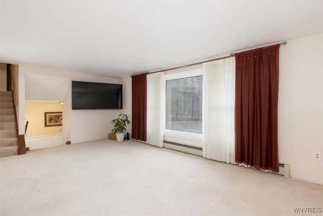 52 Three Rod Road, Alden, NY 14004