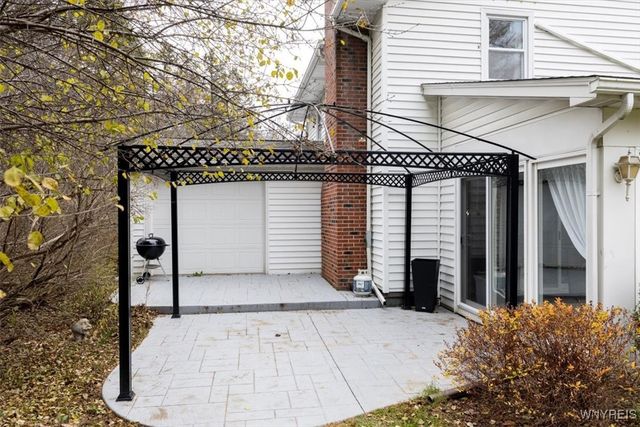 52 Three Rod Road, Alden, NY 14004