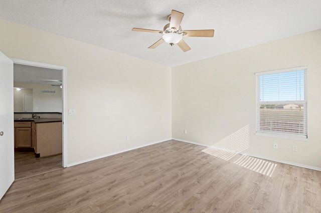 1334 N Aksarben Ct, Wichita, KS 67235