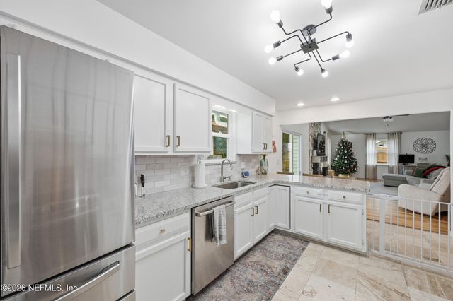 1828 HAMLET Lane N, Neptune Beach, FL 32266