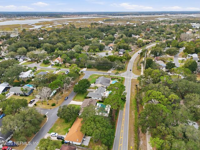 1828 HAMLET Lane N, Neptune Beach, FL 32266