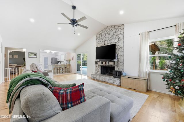 1828 HAMLET Lane N, Neptune Beach, FL 32266