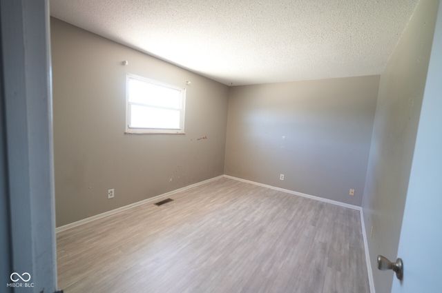2813 Del Prado Drive, Indianapolis, IN 46227