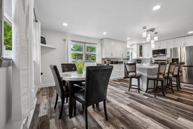 1817 E Main STREET, Waukesha, WI 53186