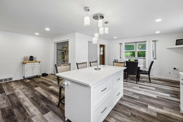 1817 E Main STREET, Waukesha, WI 53186