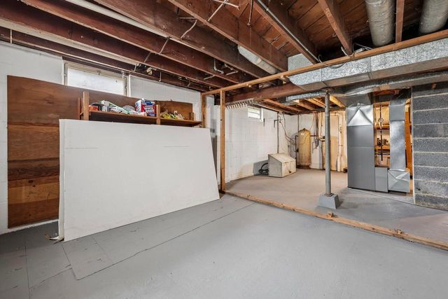 1817 E Main STREET, Waukesha, WI 53186