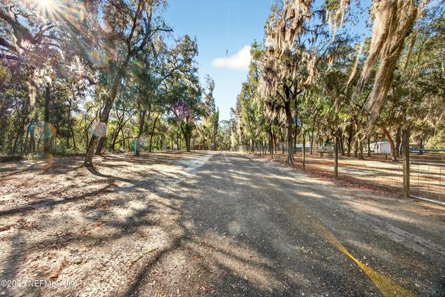 126 PALMETTO Trail, Interlachen, FL 32148