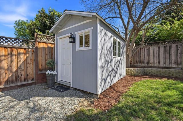 252 Vineyard Drive, San Jose, CA 95119