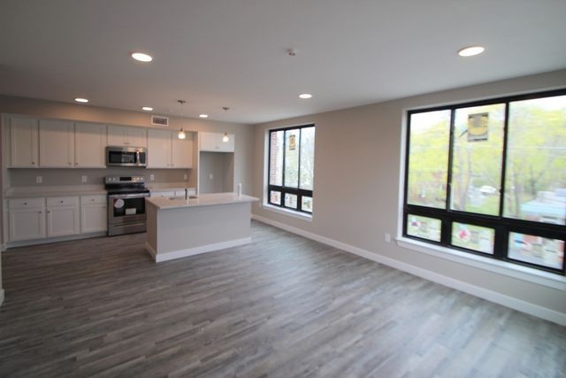 629 Washington Street 307, Whitman, MA 02382