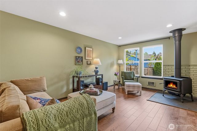 2120 185th Place SE, Bothell, WA 98012