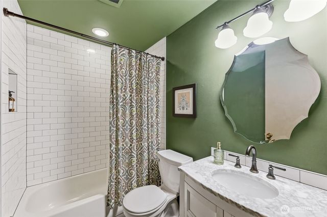 2120 185th Place SE, Bothell, WA 98012