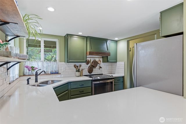 2120 185th Place SE, Bothell, WA 98012