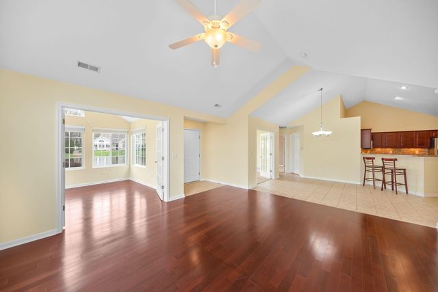 2853 Villa Lane, Benton Harbor, MI 49022