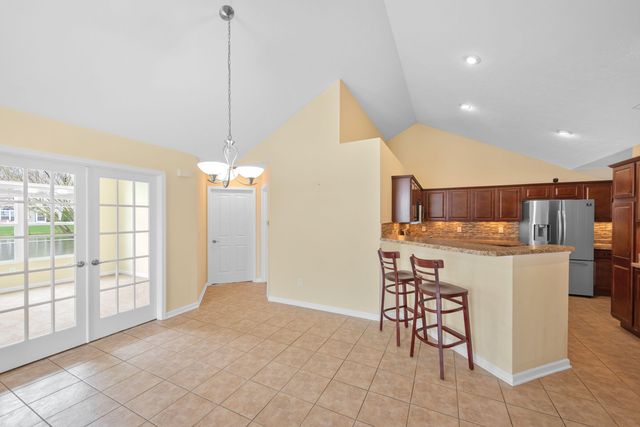 2853 Villa Lane, Benton Harbor, MI 49022