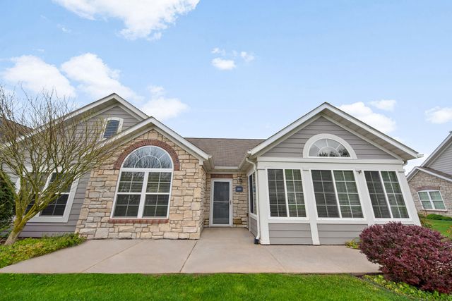 2853 Villa Lane, Benton Harbor, MI 49022