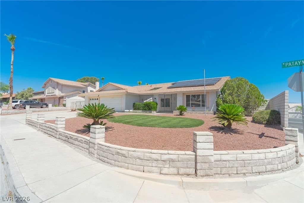 6820 Patayan Road, Las Vegas, NV 89146 — photo 2