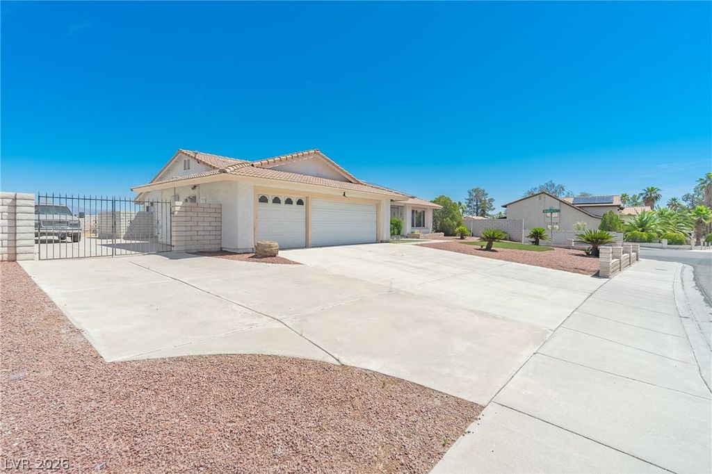 6820 Patayan Road, Las Vegas, NV 89146 — photo 3