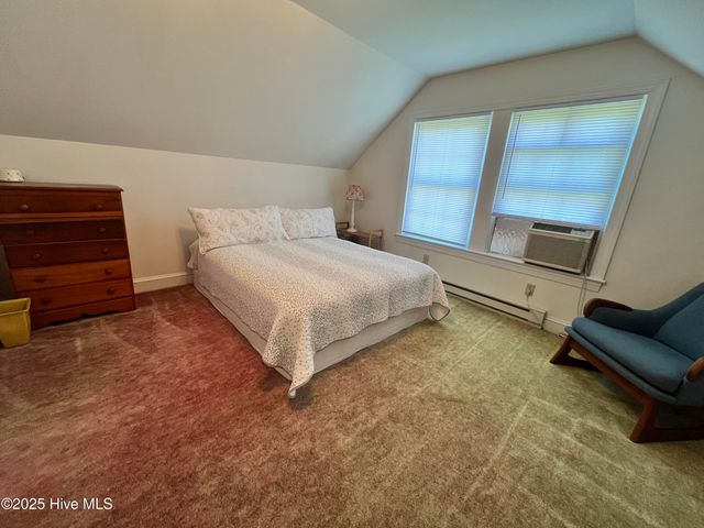 109 W Wyche Street, Whiteville, NC 28472