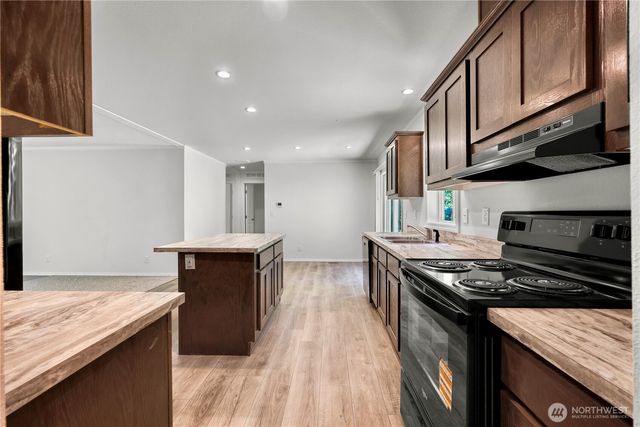 7944 Carson Road, Blaine, WA 98230