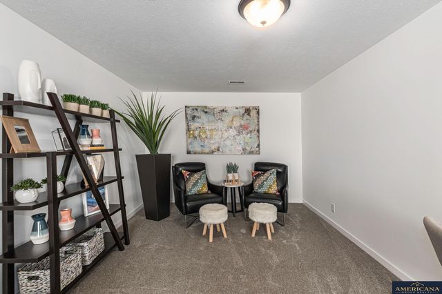 8009 N 113 Street, Omaha, NE 68142