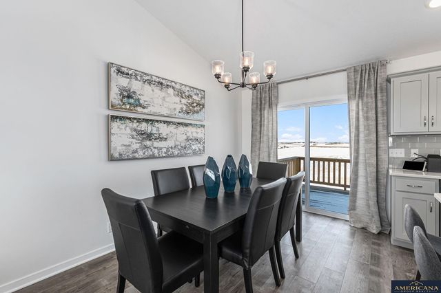 8009 N 113 Street, Omaha, NE 68142