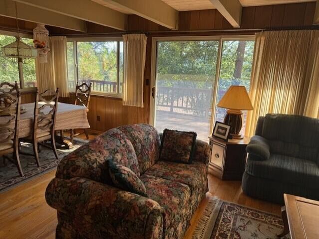 279 Placer Drive, Trinity Center, CA 96091