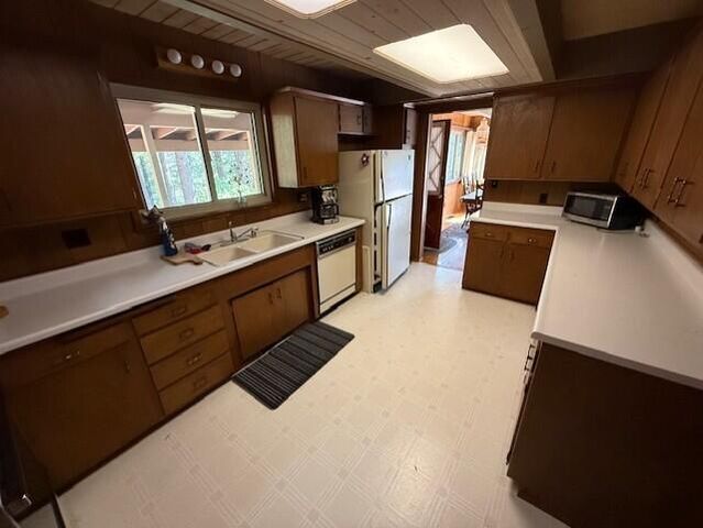 279 Placer Drive, Trinity Center, CA 96091