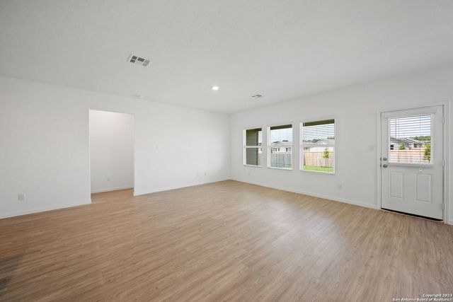 6635 Brandy Path, San Antonio, TX 78253