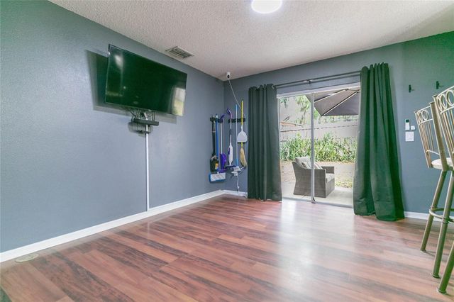 9922 ASHBURN LAKE DRIVE, Tampa, FL 33610
