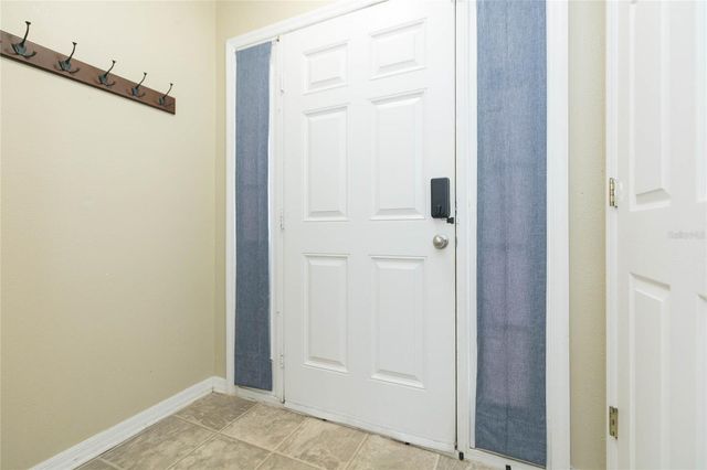 9922 ASHBURN LAKE DRIVE, Tampa, FL 33610