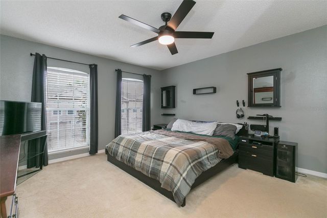9922 ASHBURN LAKE DRIVE, Tampa, FL 33610