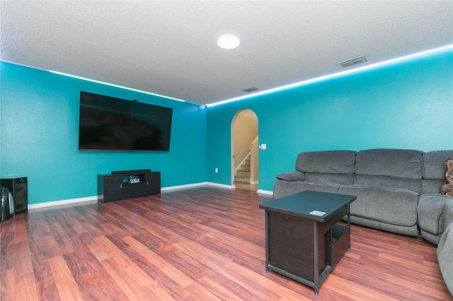 9922 ASHBURN LAKE DRIVE, Tampa, FL 33610