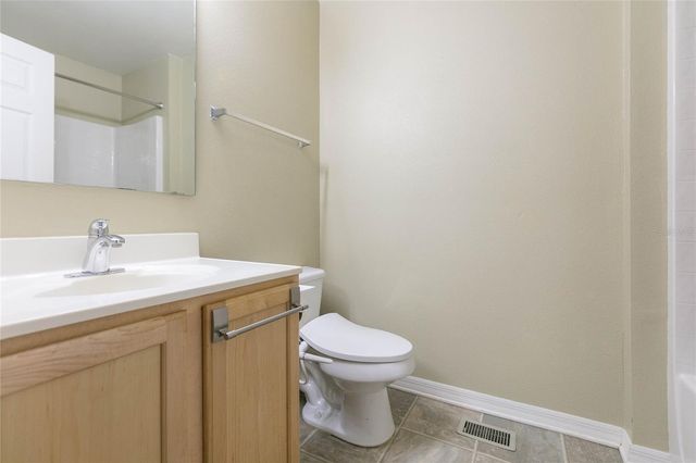 9922 ASHBURN LAKE DRIVE, Tampa, FL 33610