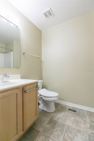 9922 ASHBURN LAKE DRIVE, Tampa, FL 33610