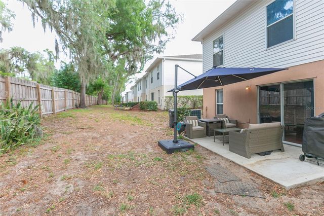 9922 ASHBURN LAKE DRIVE, Tampa, FL 33610