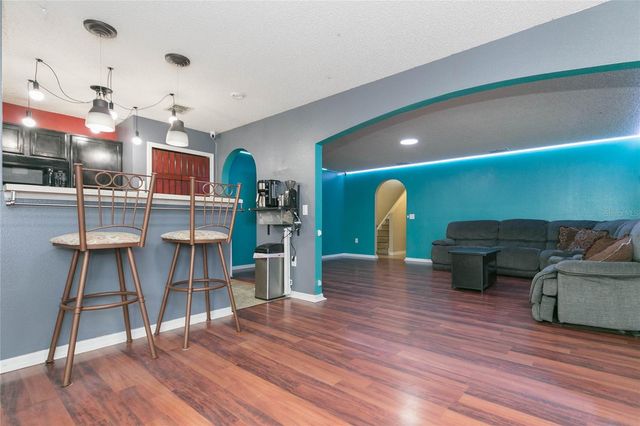 9922 ASHBURN LAKE DRIVE, Tampa, FL 33610