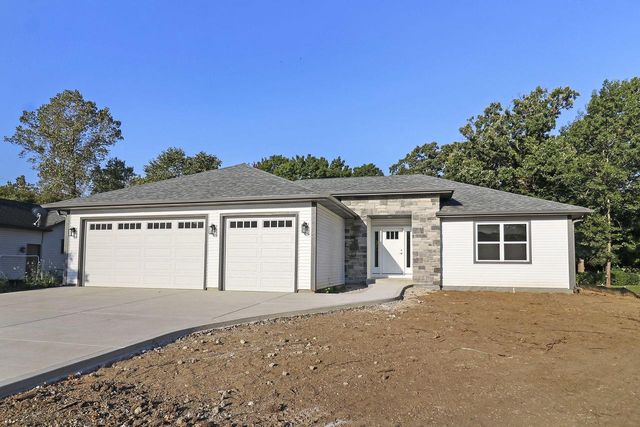 11533 8th AVENUE, Pleasant Prairie, WI 53158
