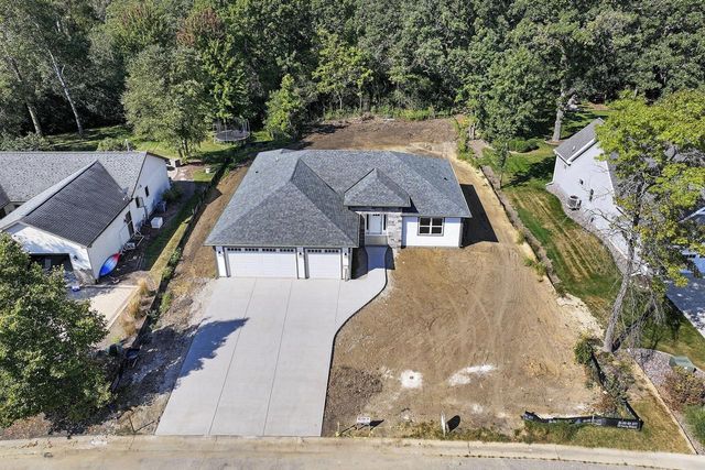 11533 8th AVENUE, Pleasant Prairie, WI 53158