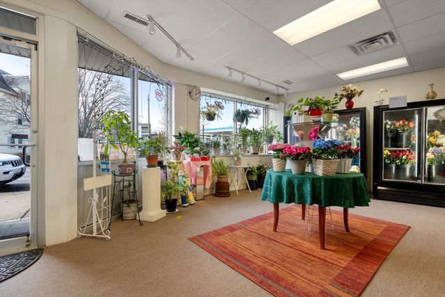 311 Main St, Watertown, MA 02472