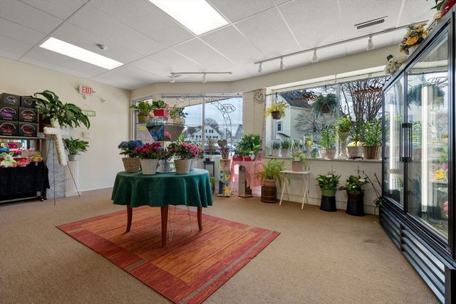 311 Main St, Watertown, MA 02472