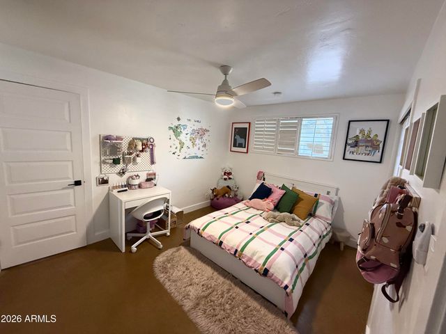 225 W ALICE Avenue W, Phoenix, AZ 85021