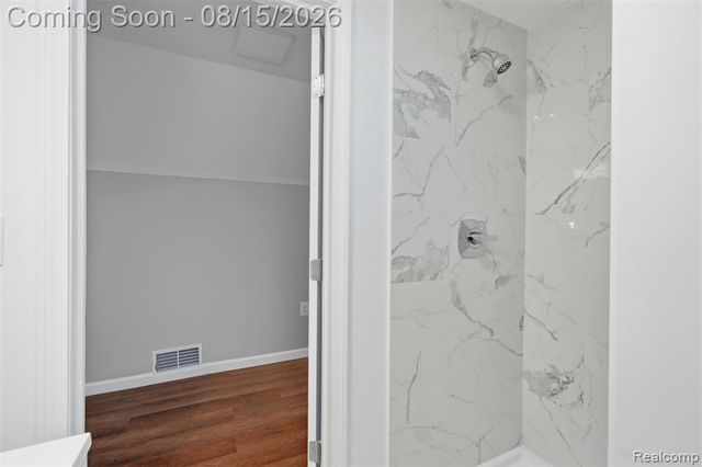 3050 Catalpa Drive, Berkley, MI 48072
