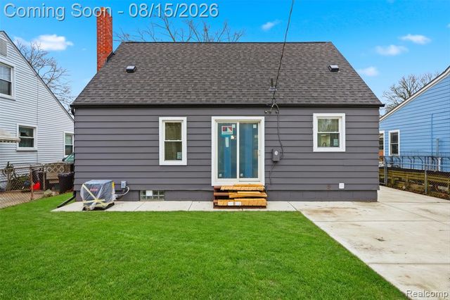 3050 Catalpa Drive, Berkley, MI 48072