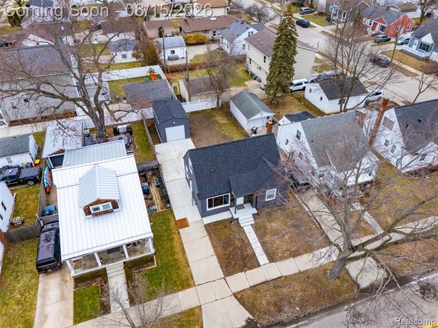 3050 Catalpa Drive, Berkley, MI 48072