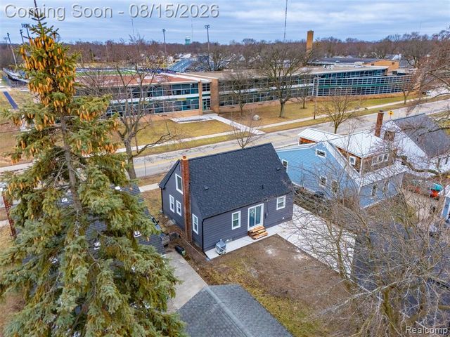 3050 Catalpa Drive, Berkley, MI 48072