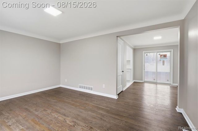3050 Catalpa Drive, Berkley, MI 48072