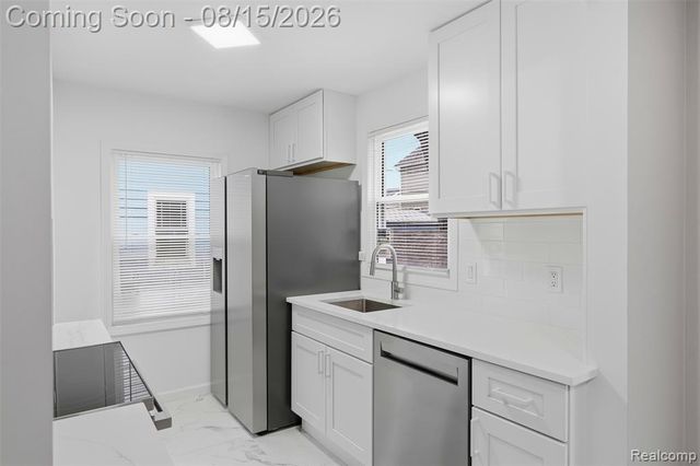 3050 Catalpa Drive, Berkley, MI 48072