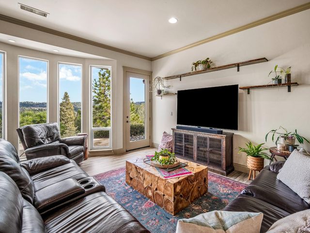 3254 Clark St, Placerville, CA 95667